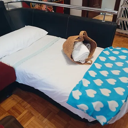 Homestay Gascona Con Deli *